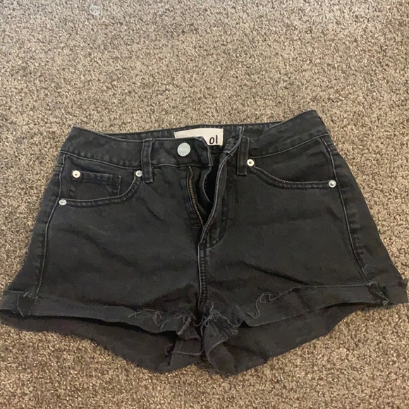 Black jean shorts! - Picture 1 of 2